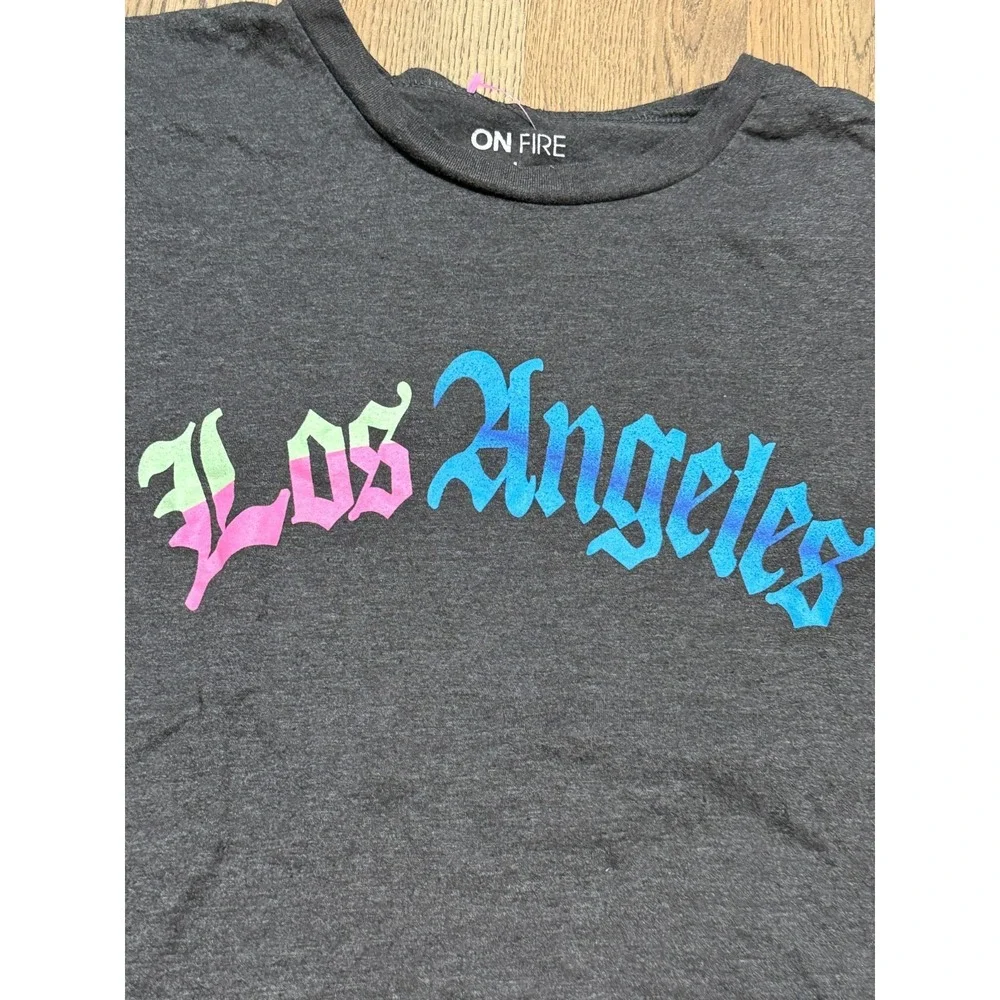 On Fire Shirt Women's Size Large, Gray, Los Angeles Graphic Print - Picture 5 of 9